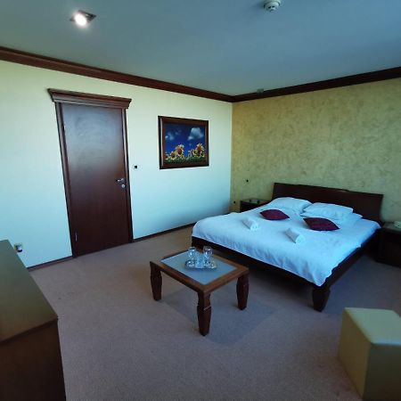 Panorama Apartman Новий Сад Екстер'єр фото