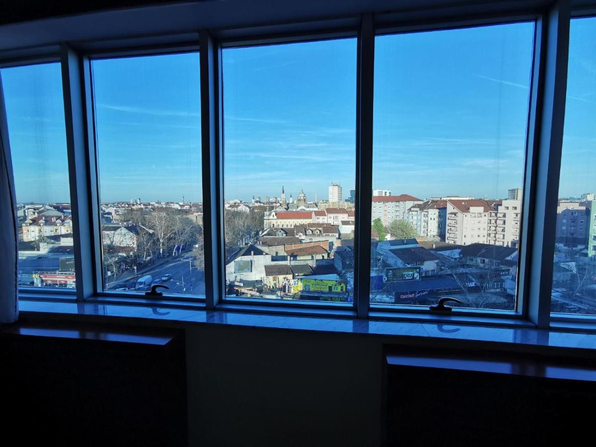 Panorama Apartman Новий Сад Екстер'єр фото